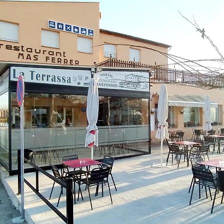 Hostal Mas Ferrer Cornellá de Terri Exterior foto